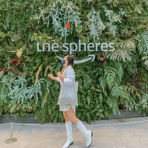 Meet your Posher, Joyce